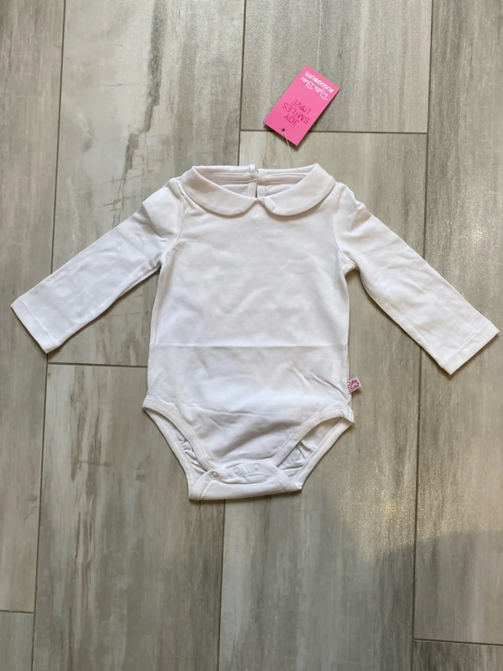 NWT RuffleButts White Long Sleeve Peter Pan Collar Onesie Bodysuit girls 18-24M